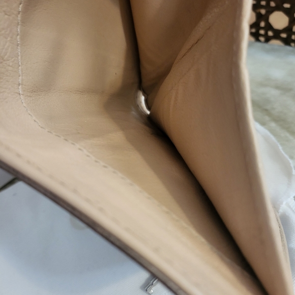 (SOLD)Authentic CHLOE paddington small compact wallet - Picture 8 of 8